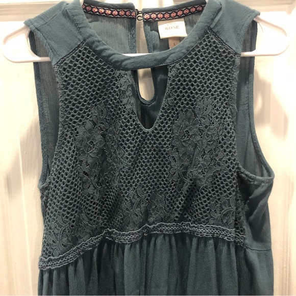 Knox Rose Lace Boho Tank Top - Picture 4 of 6